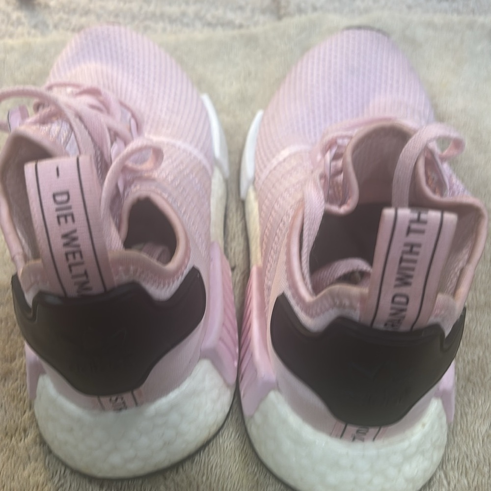 Adidas Women Ultra Boost Light Pink Running Shoes - Picture 4 of 5